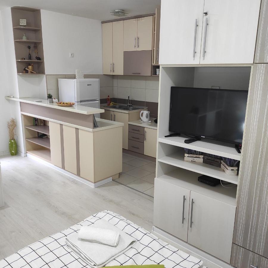 Apartman Jevrejska Banja Luka Exteriör bild
