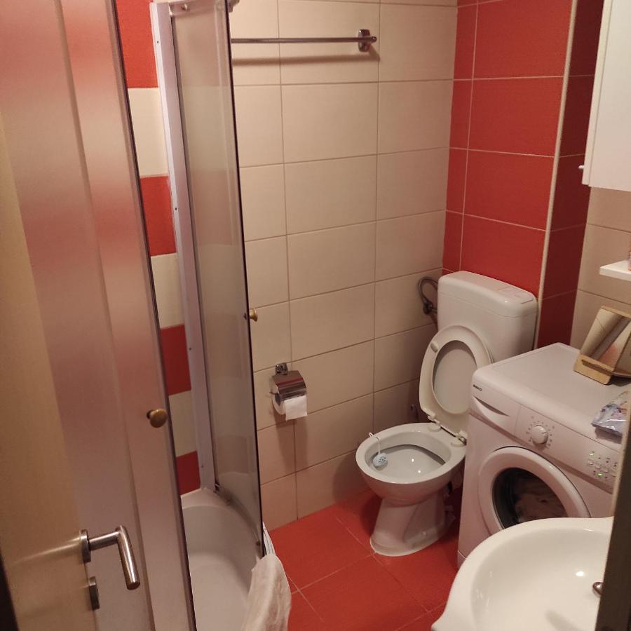 Apartman Jevrejska Banja Luka Exteriör bild