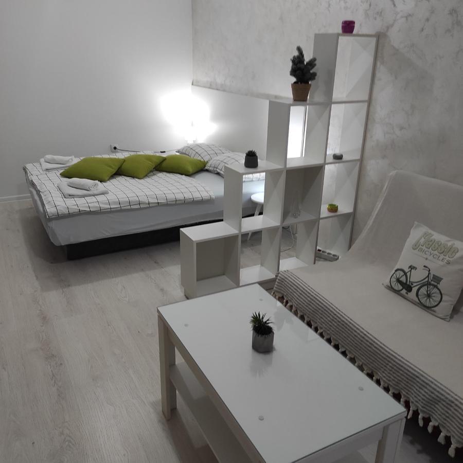 Apartman Jevrejska Banja Luka Exteriör bild